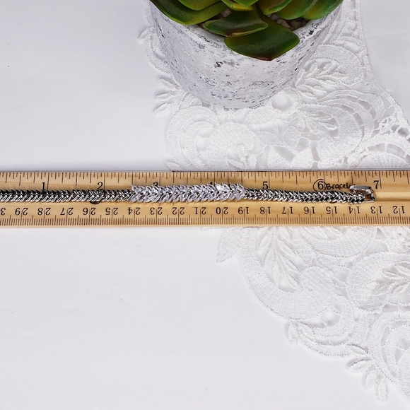 💟❤️NEW! Simulated White CZ Diamond Bracelet - Picture 6 of 12